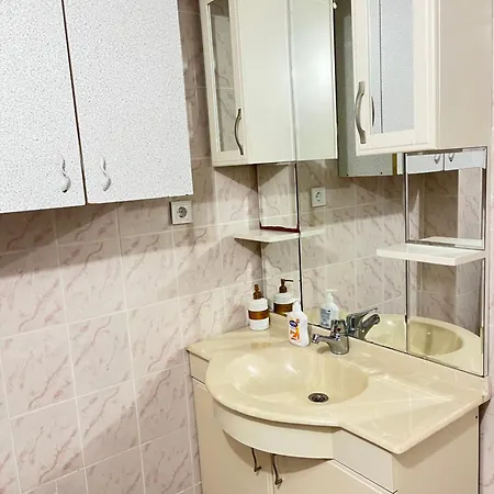 Konfor Ve Huzurunuz Icin Sey Klimasiz Guest house Antalya