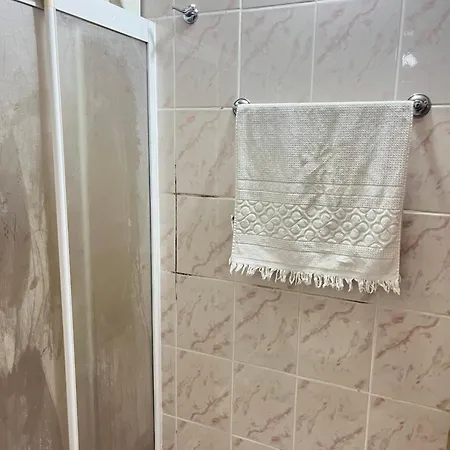 Guest house Konfor Ve Huzurunuz Icin Sey Klimasiz